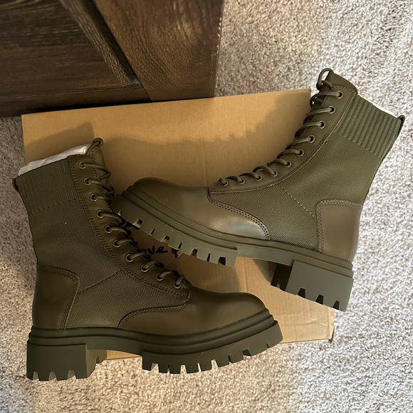 Aldo Shoes - New in Box Green army style boots
